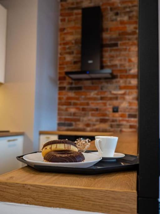 Chic Apartment In Historic Koneser Area Varsovia Exterior foto